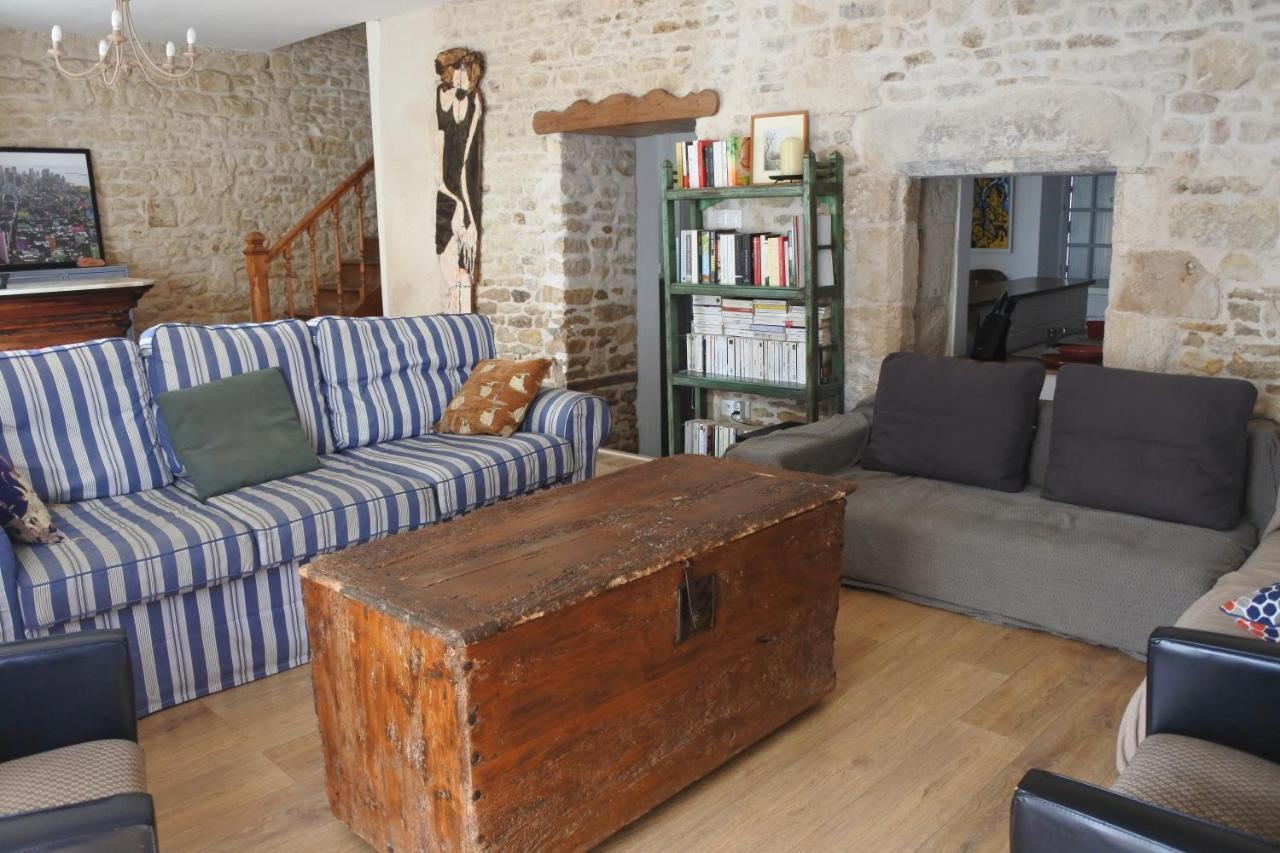 Maison De Village Spacieuse Et Confortable Le Gué-de-Velluire Екстериор снимка