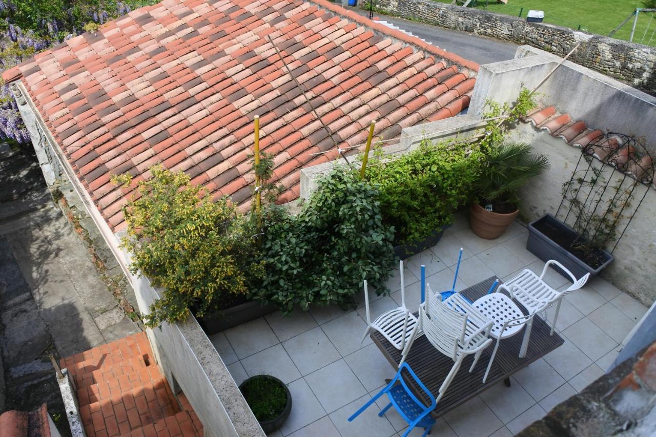 Maison De Village Spacieuse Et Confortable Le Gué-de-Velluire Екстериор снимка